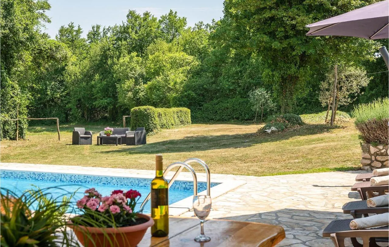 Holiday home Stunning Home In Labin With Outdoor Swimming Pool Veligolji